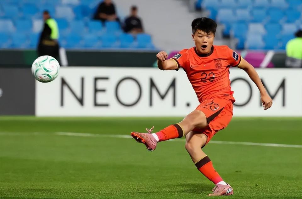 开云入口-足协立功！国足新星曝光赢球秘诀，中超锻炼价值大，宋凯收到回报