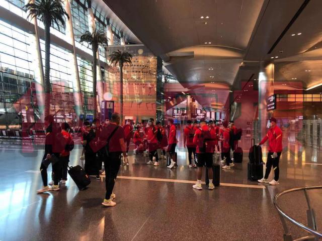 开云登录-国足抵达多哈快速出关 降低风险到酒店后核酸检测